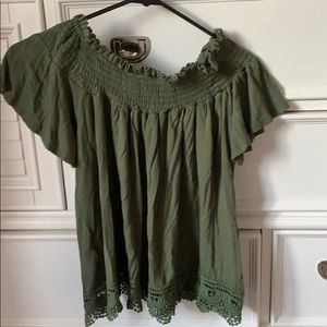 Green off the shoulder Altard State shirt